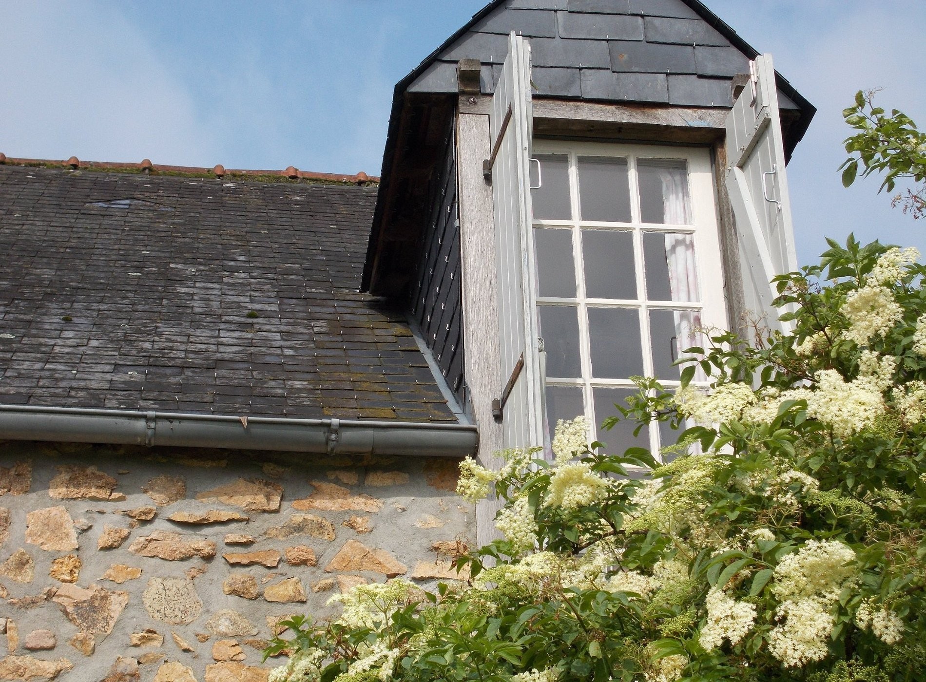 Maison Charlotte, Chambre d'Hôtes à Dun-sur-Grandry