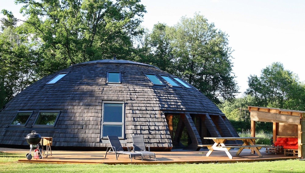 Le Domaine Du Centaure, Chambre d'Hôtes à Sylvains-Lès-Moulins