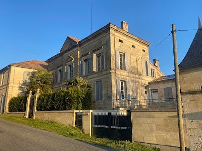 Maison de maitre, Location de Vacances à Saint-Cibard