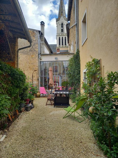 Gîte La Roseraie, Location De Vacances à Saint-Loup-Lamairé