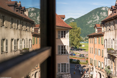 Appartement D'exception - Annecy Centre Historique, Location De Vacances à Annecy