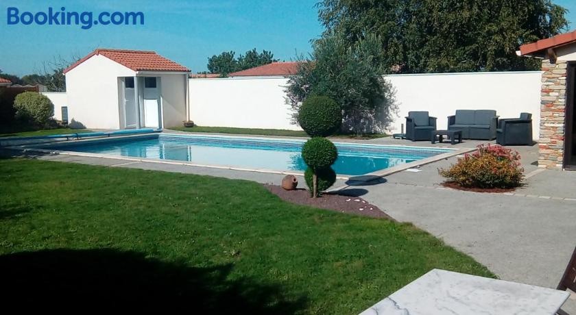 Chambre d'hôte le Bois Joli, Chambre d'Hôtes à Brains