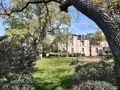 Domaine Des Roches Blanches, Location de Vacances au Pin
