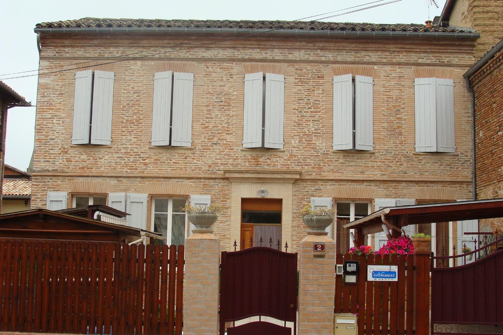 Chez Eliane et Bernard, Chambre d'Hôtes à Lisle-sur-Tarn