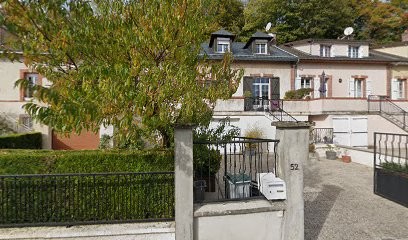 1 Place De La Fontaine à Hautvillers, Maison d'Hôtes à Hautvillers