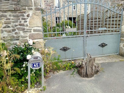 Joly Rivage B&B, Chambre d'Hôtes à Quettehou