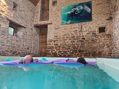 Vallée De Pratmeur Cabanes Dans Les Arbres, Location de Vacances à Quistinic