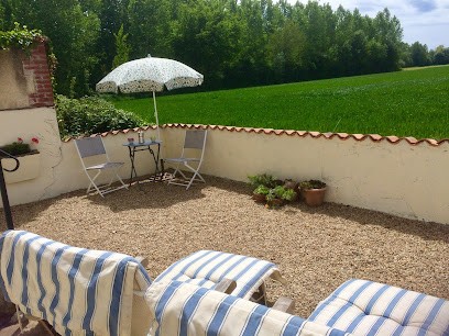 'Verteuil gites’ Holiday accommodation, SW France, Location de Vacances à Poursac