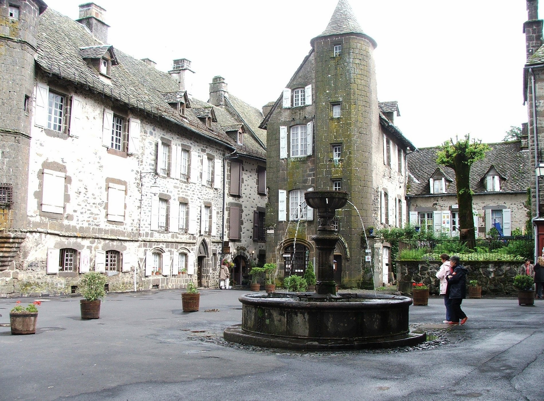 Chambre d'Hôtes La Maison de Barrouze, Chambre d'Hôtes à Salers