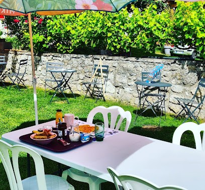 Mon Petit Coin de Paradis Vous Est ouvert, Chambre d'Hôtes à Nicole