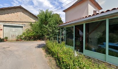 Gite Chez Joly, Location de Vacances à Javerlhac-et-la-Chapelle-Saint-Robert