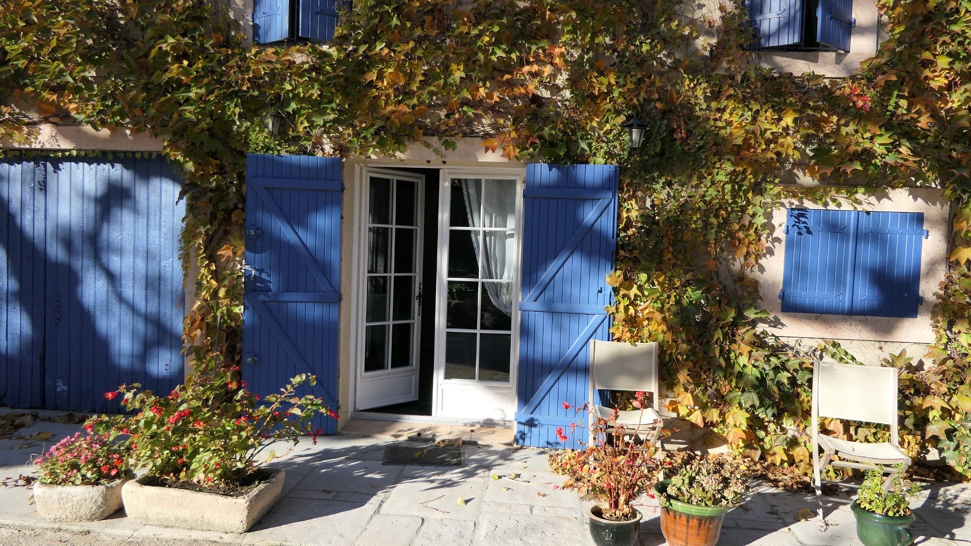 Riousset Mistral Jany Rita Augusta, Chambre d'Hôtes à Eyragues