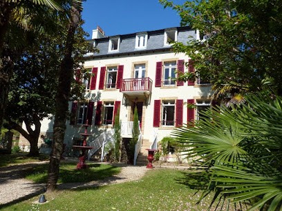 Domaine de Moulin Mer, Chambre d'Hôtes à Logonna-Daoulas