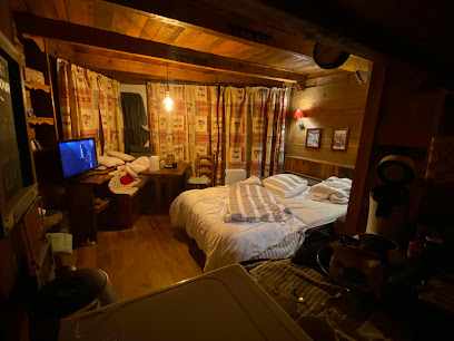 Appartement " Le Chalet ", Location De Vacances aux Orres
