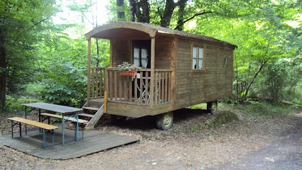 Les cabanes insolites du Pignier, Chambre d'Hôtes à Bors Canton de Tude-et-Lavalette