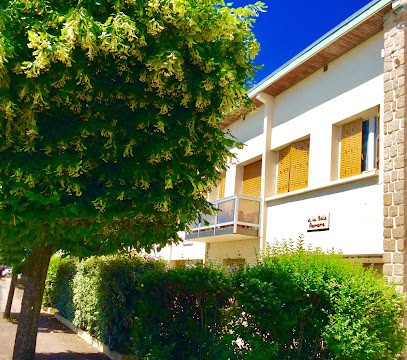 À LA BELLE AURORE - séjour thermal et touristique, Location de Vacances à Châtel-Guyon