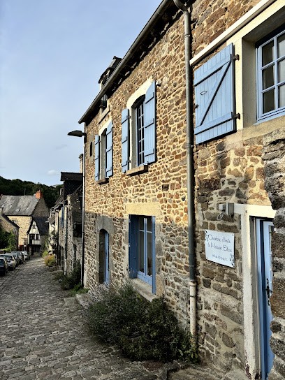 Chambre d'hote Familiale de la maison Bleue, Chambre d'Hôtes à Lanvallay