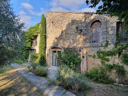 Le domaine des rouges queues chambre' hotes, Chambre d'Hôtes à Châteaudouble