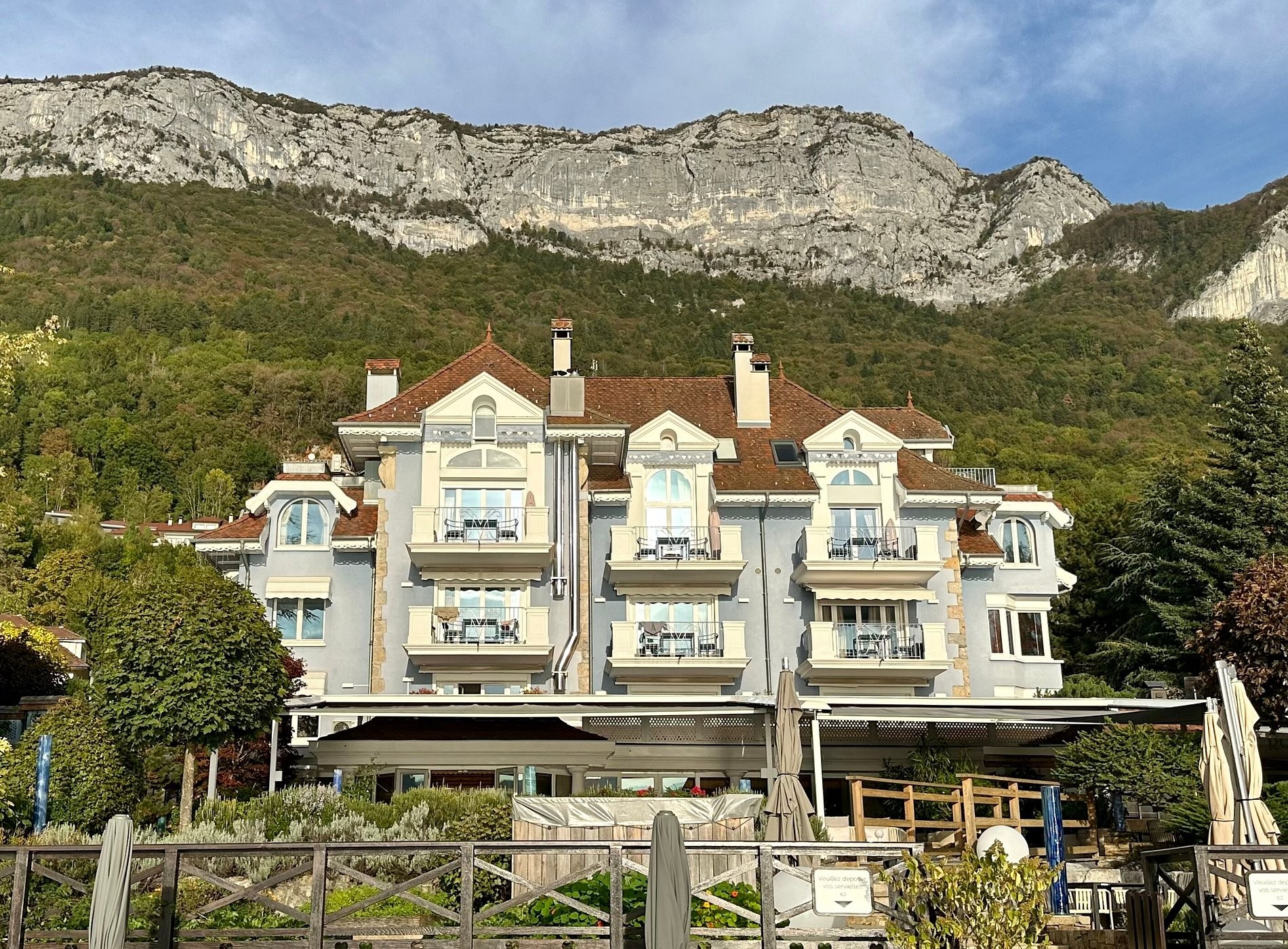 La Maison bleue, Chambre d'Hôtes à Ampus