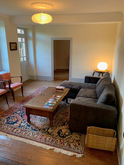 Gîte de la Main d'Or, Location de Vacances à Préty