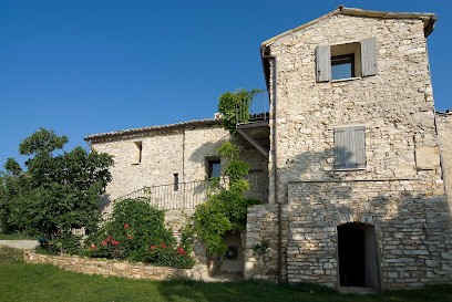 Hameau de Pichovet, Chambre d'Hôtes à Vachères