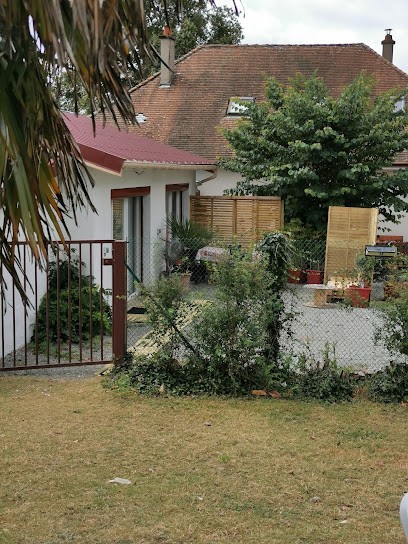 LA CASITA DEL COCOON, Maison d'Hôtes à Saint-Priest-sous-Aixe
