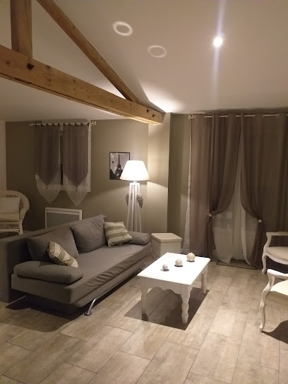 Location Cure Et Vacances Jonzac - Maison Pour Curistes, Location De Vacances à Jonzac