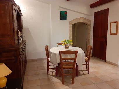 La Maison De Janique, Location de Vacances à Villeneuve-lès-Avignon
