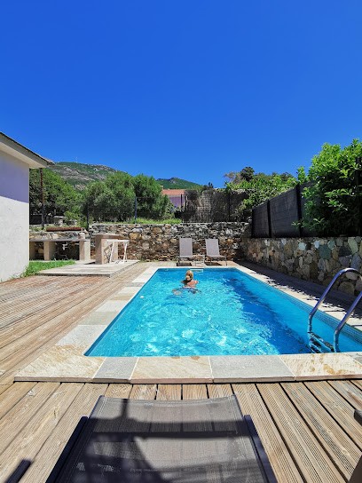 Domaine Casa’Torra, Maison d'Hôtes à Barbaggio