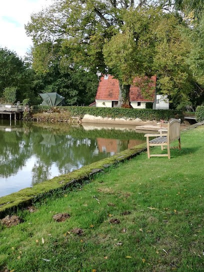 Broekmans- Niewhoff Ria Nieuwhoff H, Chambre d'Hôtes à Saint-Léopardin-d'Augy