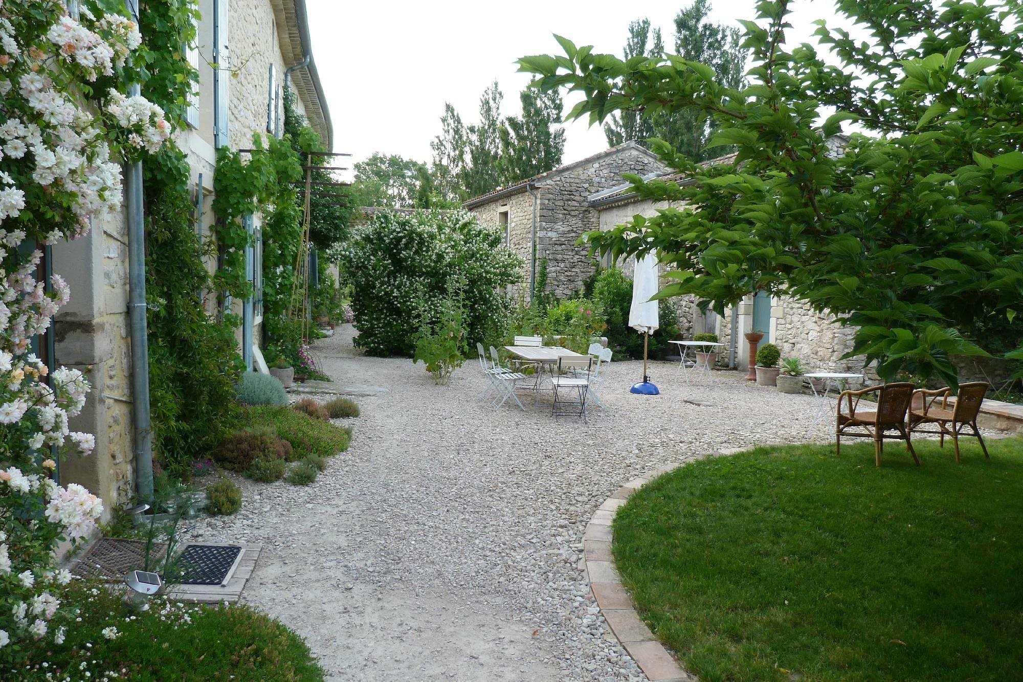 CLOS DES 3 RUISSEAUX, Chambre d'Hôtes à Taulignan