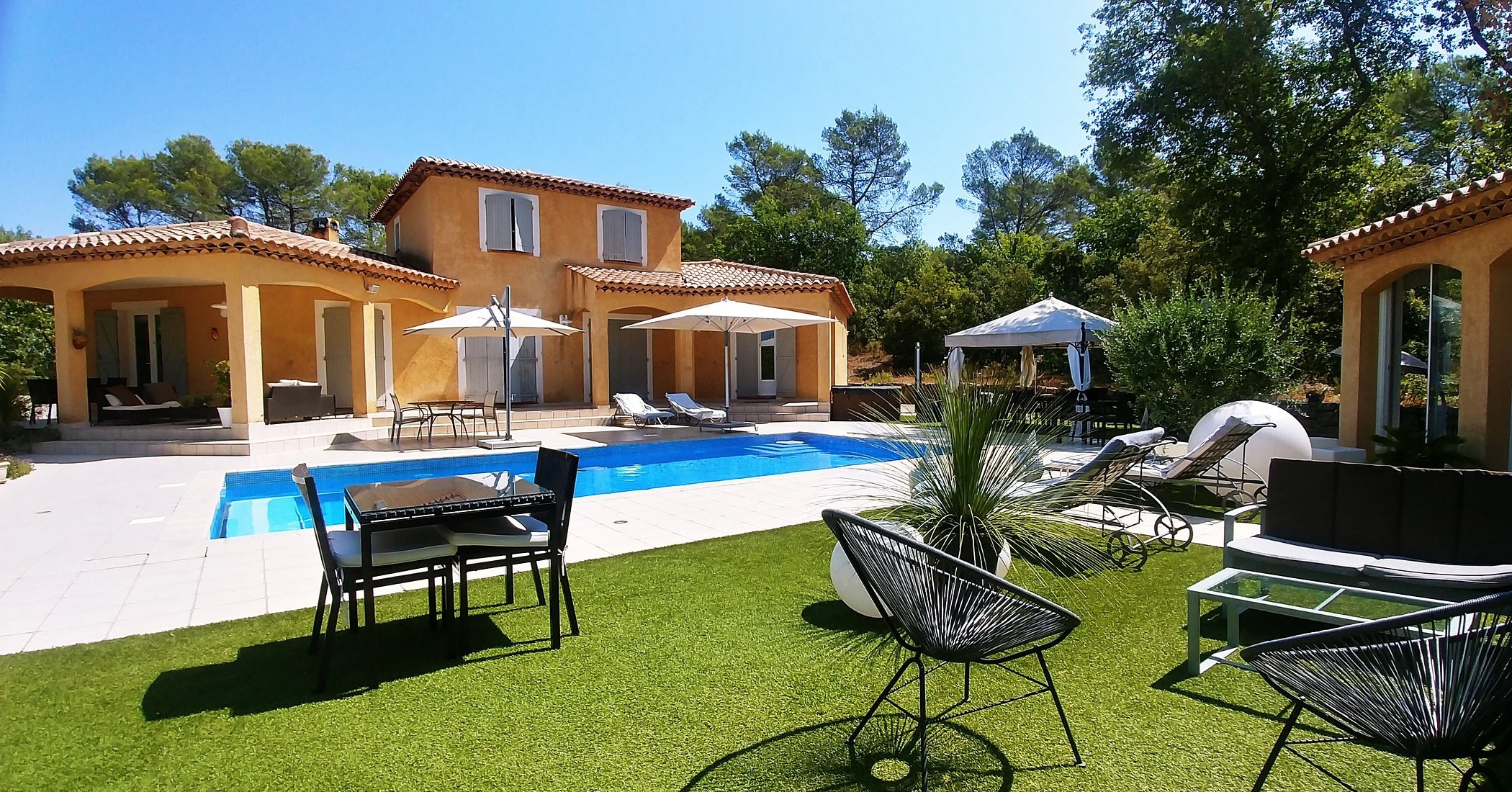 A la Rompé Coual, Chambre d'Hôtes au Luc