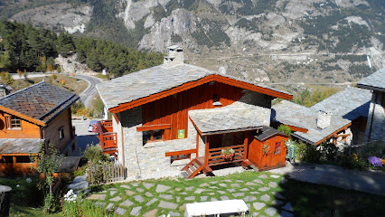 Chalet L'ancolie, Location De Vacances à Villarodin-Bourget