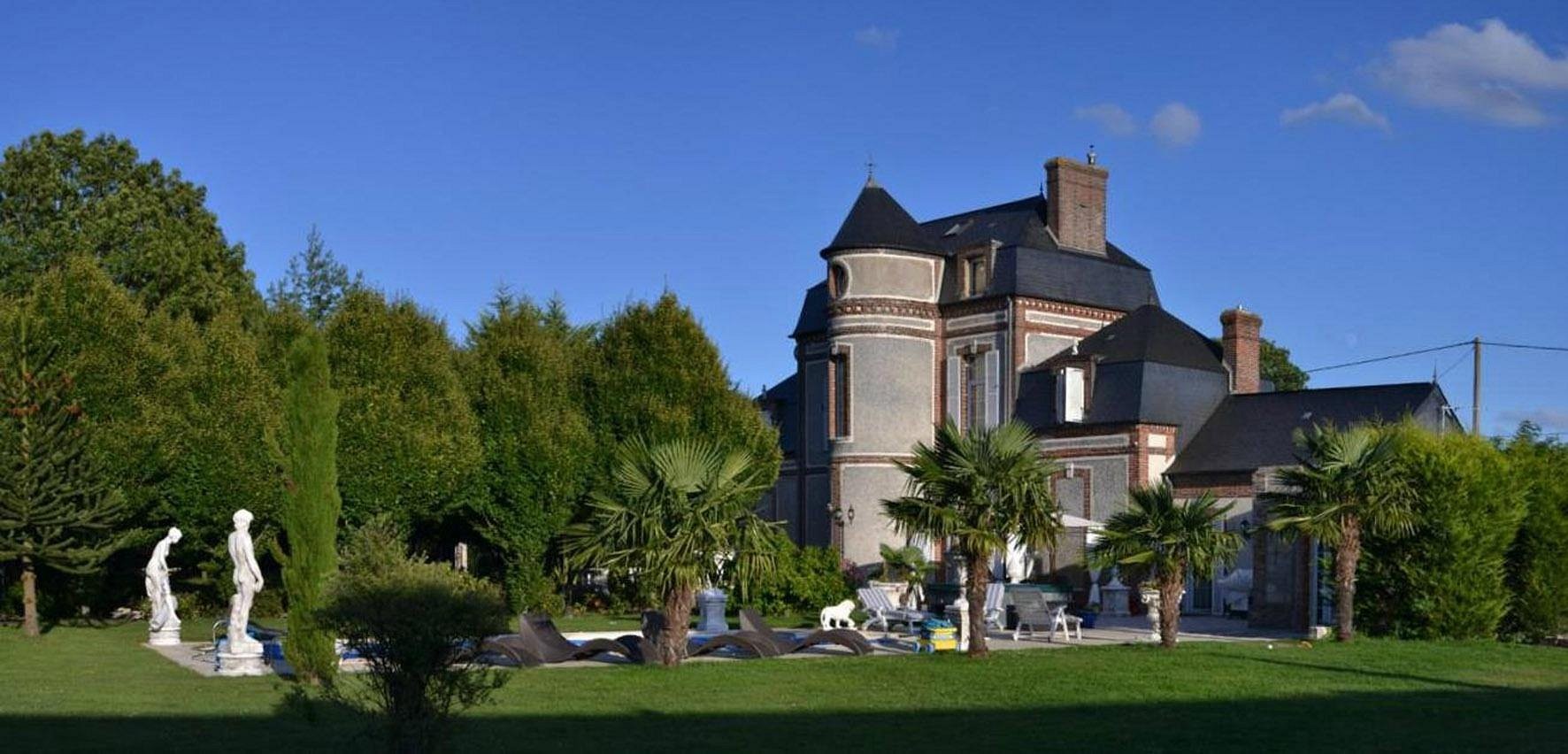 Château Du Mesnil, Chambre d'Hôtes à La Vieille-Lyre