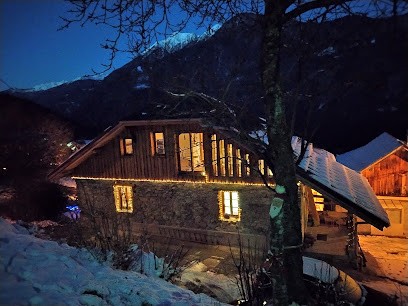 Le Chalet d'Emeraude, Chambre d'Hôtes à La Léchère