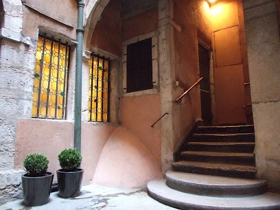 Loge Des 3 Maries, Chambre d'Hôtes à Lyon 05