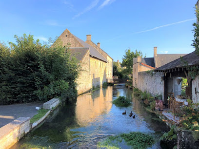 Sci La Mauny, Location De Vacances à Reviers