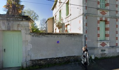 B&B L'horizon, demeure de charme, petit-déj' gourmand, stationnement gratuit, Chambre d'Hôtes à Niort