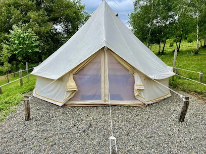 Domaine Des Sarraillès: Gîte, Chambres D'hôtes, Camping Insolite, Événements, Séminaire, Bien -Être,..., Chambre d'Hôtes à Contrazy