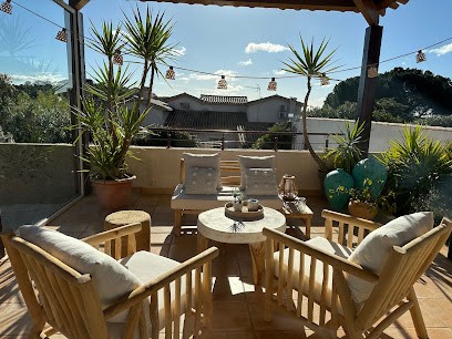 Au Bonheur Dezange, Chambre d'Hôtes à Pézenas