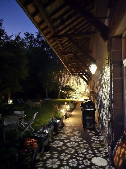 Le Vieux Pommier, Chambre d'Hôtes à Giat