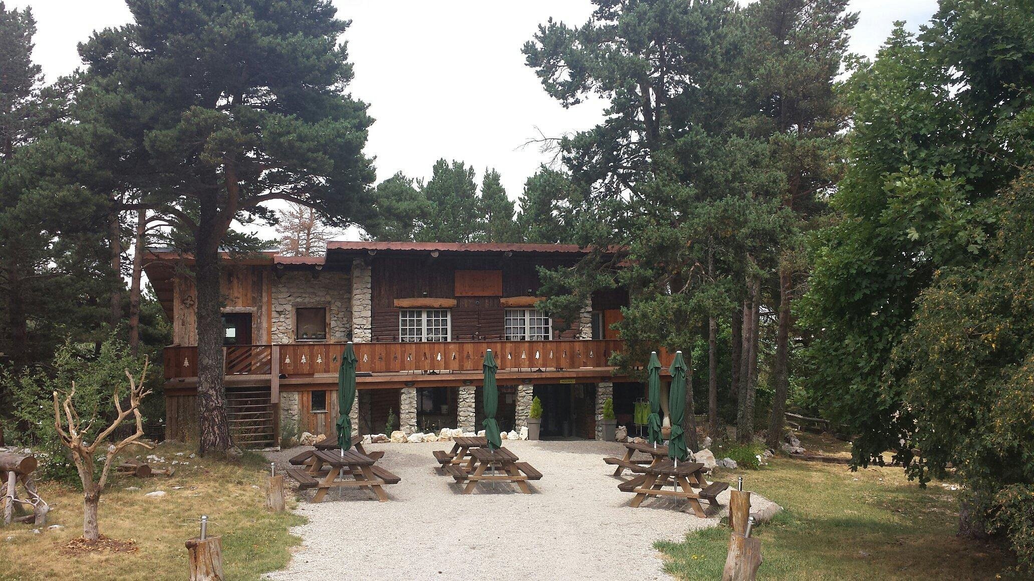 Chalet Ventoux Serein, Chambre d'Hôtes à Beaumont-du-Ventoux