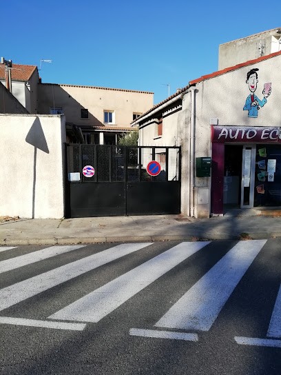 Le Repaire Limoux Relais Motard Chambre D'hôte, Chambre d'Hôtes à Limoux