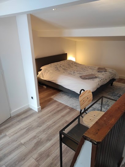 Au T2 Rénové Pamiers Centre - Apt 3, Location de Vacances à Pamiers