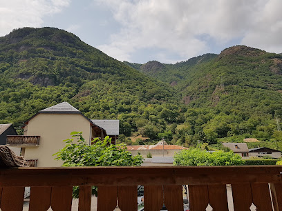 Appartement Chaleureux Ski, Cures, Randonnées...luchon Location De Vacances à Bagnères-de-Luchon