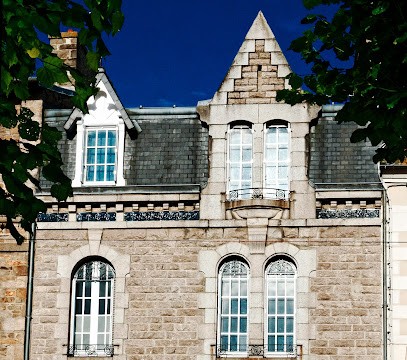Le 27 Boutique B and B, Maison d'Hôtes à Dinan