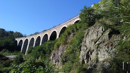 Carola & Thierry SEUX, Chambre d'Hôtes à Annonay
