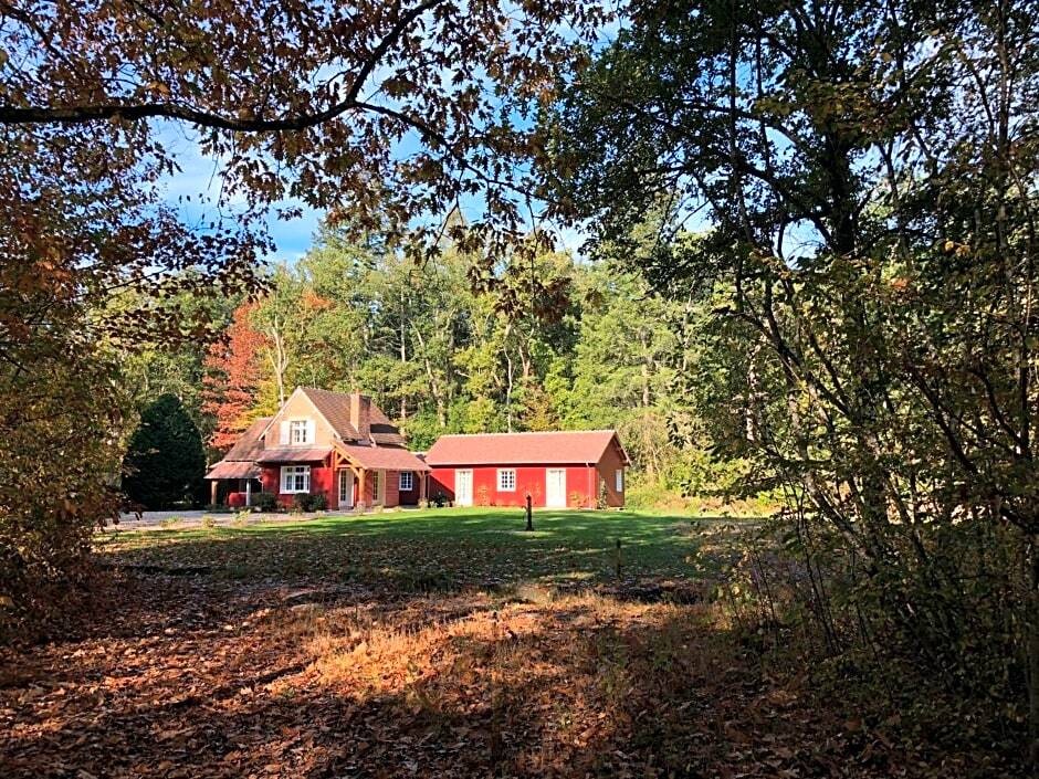 Maison canadienne, Chambre d'Hôtes à Salbris