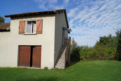 Gîte de Rongères, Location de Vacances à Mazaye