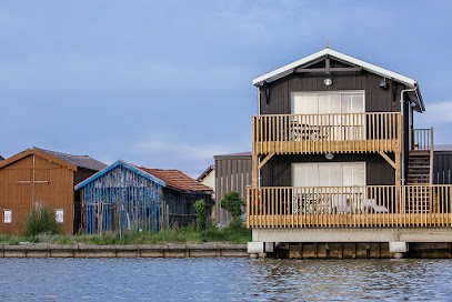 La Cabane Des Laban, Location de Vacances à Gujan-Mestras